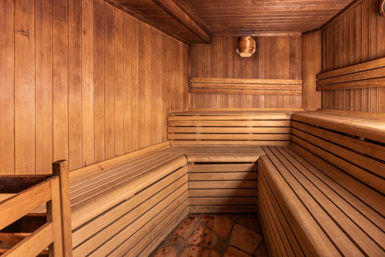 Hotel Soreghes Gran Chalet Кампітелло-ді-Фасса Екстер'єр фото
